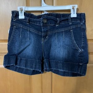 Maternity shorts